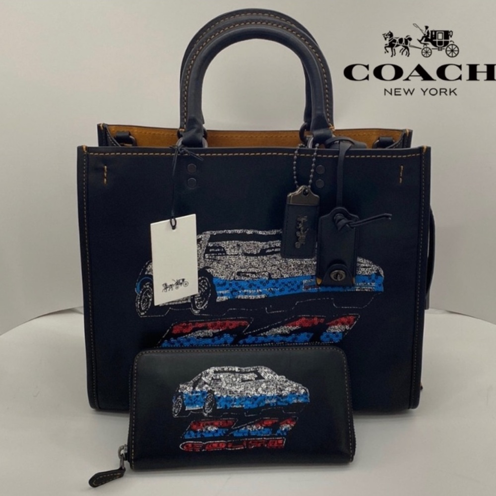 Coach Racecar 1941 Wallet NWT super rare and hard to find Limited Edition - Picture 8 of 8